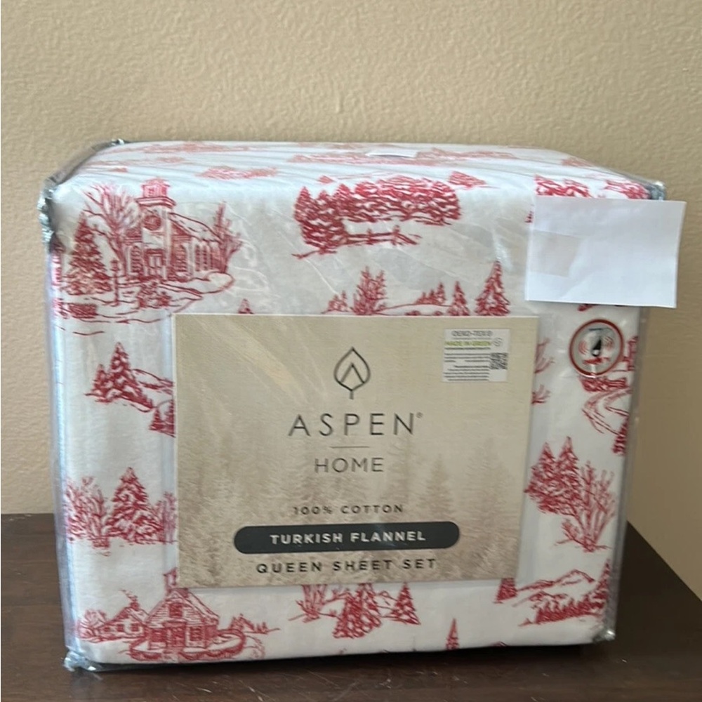 Aspen Home Queen Sheet set Christmas Trees Houses New Cotton Flannel Etoile